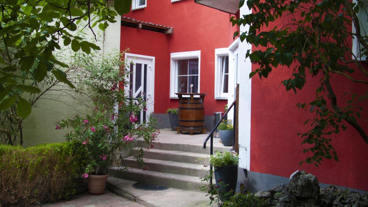 Apartmenthaus "Zum Birnbaum" Rosstal Exterior foto